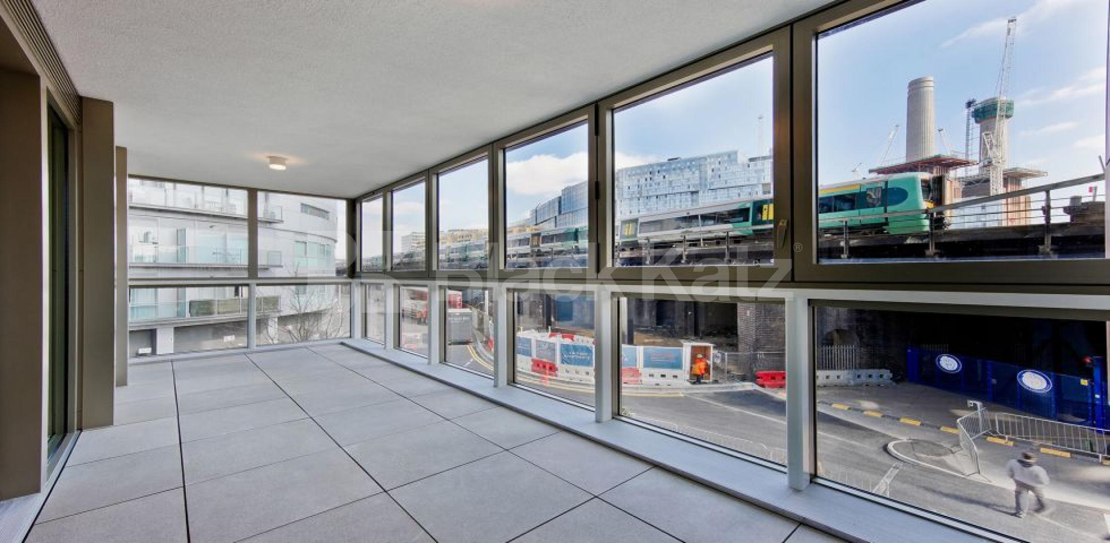 			LET, 2 Bedroom, 1 bath, 1 reception Apartment			 Cascade Court, The Vista's, Battersea Park